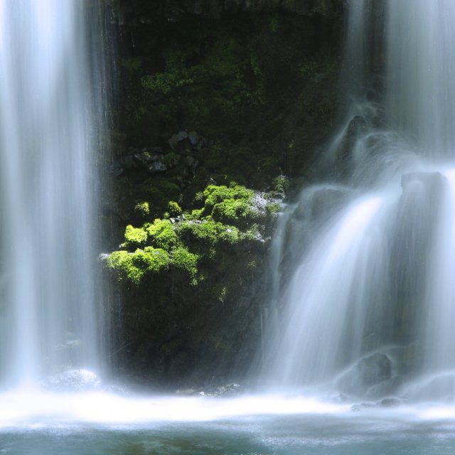 鐘山の滝