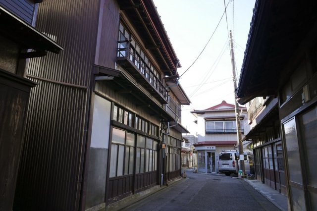 絹屋町