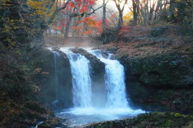 鐘山瀑布