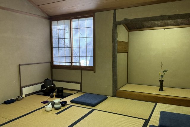 【2025年10月12日】中ノ茶屋にてお茶会開催！