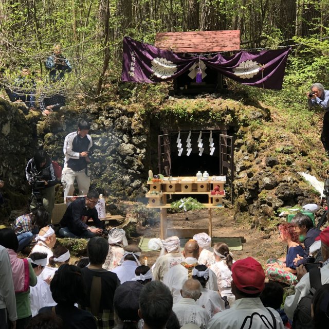 吉田胎内祭