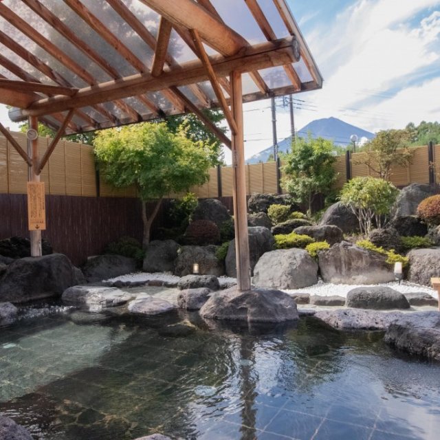 Mt. Fuji Lava Hot Spring Sensui