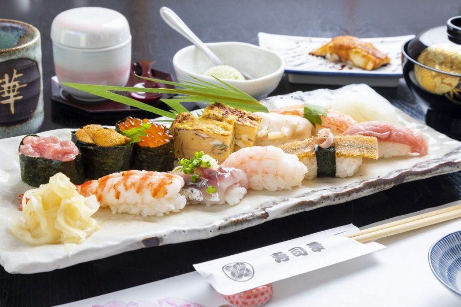 江戸前 寿司華 富士吉田のグルメ みやげ 公式 富士吉田市観光ガイド