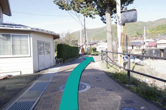 下吉田車站 側面道路