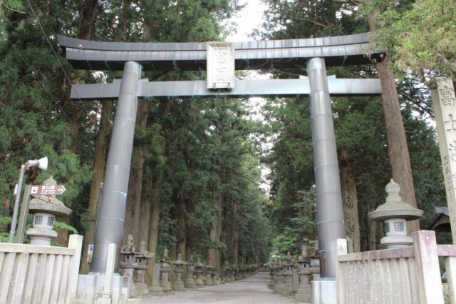 北口本宮富士浅間神社　参道入口鳥居