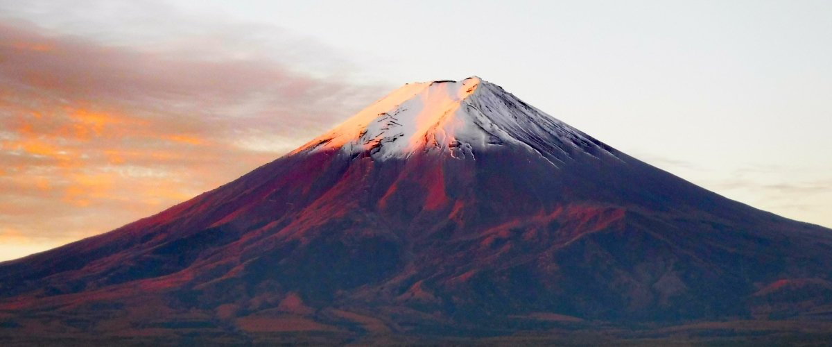 日本未入荷 絶景満載 富士山の魅力が詰まった究極の写真コレクション